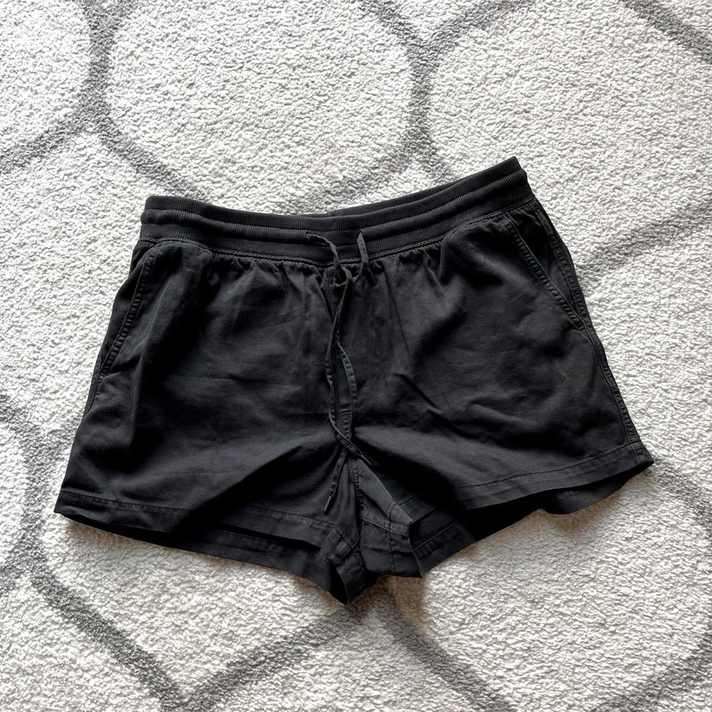 GAP women’s shorts